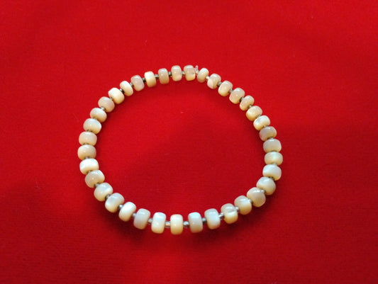 Mother of Pearl Shell Bracelet